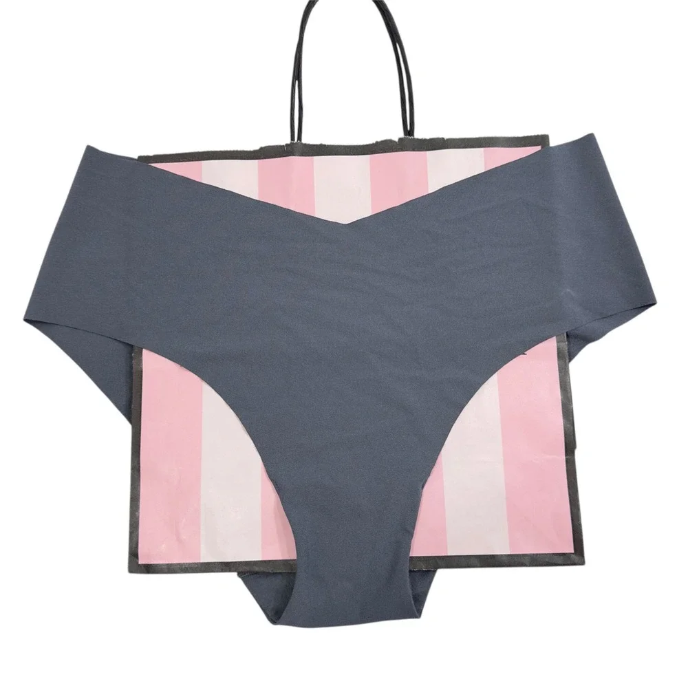 NWT Victoria's Secret Hiphugger Panties L Seamless Gray‎ Underwear Lingerie